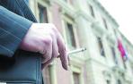 Los espa&ntilde;oles gastan 7.300 millones en tabaco y 3.200 en alcohol al a&ntilde;o