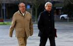 Ángel Vizcay, con su abogado Juan Mari Zuza, entrando al Palacio de Justicia.