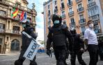 Agentes de Policía Nacional en la plaza Consistorial el pasado 6 de julio.