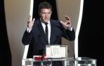 Antonio Banderas logra en Cannes el reconocimiento a una larga carrera