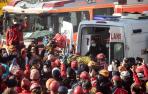 Rescatan a una niña tras 4 días bajo los escombros del terremoto en Turquía