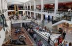 Tres detenidos por hurtos en locales del centro comercial La Morea
