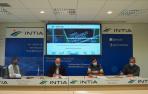 Natalia Bellostas, directora-gerente de INTIA; Ignacio Urmenta, director de Gvtarra; Adrián Zapata, agricultor de Milagro y Juan Antonio Orduña, agricultor de Peralta.