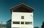 Exterior de la residencia de Erro.