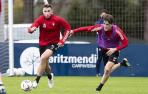 Darko Brasanac participa en una parte del entrenamiento