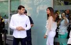 Iker Casillas sale del hospital