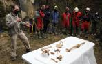 Fotos de la presentación del importante hallazgo arqueológico en una cueva de Erro