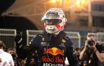 Verstappen se lleva la 'pole' en Baréin, Sainz octavo y Alonso noveno