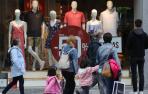 Las grandes cadenas han comenzado esta semana las rebajas en sus tiendas físicas.