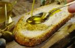 El aceite de oliva virgen extra en una grasa monoinsaturada