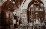 Interior de la parroquia de Santa María de Olite, c. 1916. Conserva todavía la tribuna real dorada en 1765.