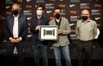 Koldo Zuazua e Iker Ganuza, productores de 'Akelarre', han recogido el premio