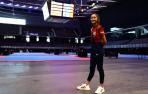 Adriana Cerezo, ayer por la tarde en el Navarra Arena, ya acondicionado para la celebración del Open Ciudad de Pamplona