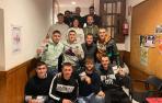 Los integrantes de Ilunberriko Txaranga, ayer mostrando los discos