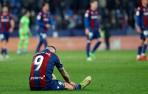 Roger, delantero del Levante, se lamenta al término del duelo frente al Valencia