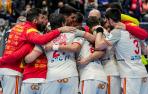 Los jugadores de la selección española celebran su victoria frente a Bosnia