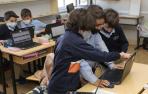 Alumnos de Liceo Monjardin en una sesión sobre Inteligencia Artificial
