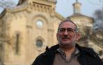 Josu Martínez Osés, retratado este lunes frente a la iglesia de San Lorenzo
