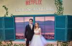 Imagen de Julio Peña y Clara Galle en la premier de Netflix de  “A Traves de Tu ventana”