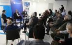 Momento del foro ‘DN en vivo’ celebrado este lunes en las instalaciones de Diario de Navarra. En el escenario, Mohamed, Herce y Yulen Garmendia