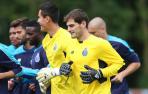 Iker Casillas durante un entrenamiento con el Oporto