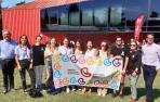 Grupo de jóvenes representando el Instituto Navarro de la Juventud