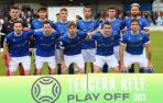 Los jugadores del Txantrea en el partido de promoción para luchar por una plaza de Segunda RFEF