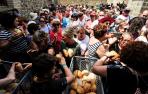 En la ermita de Santa Brígida se repartieron 1.600 panes para mojar en el calderete