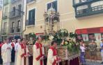 La procesión estuvo presidida por el arzobispo de Pamplona, Francisco Pérez González, además de feligreses y autoridades