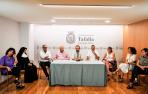 Representantes de las tres candidaturas ayer con el alcalde y el concejal de Festejos de Tafalla