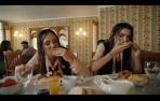 Rigoberta Bandini y Amaia en el videoclip 'Así bailaba'