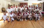 Vecinos voluntarios de San Martín a los que ayer se les colocó el pañuelo en reconocimiento a su labor