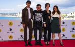 De izquierda a dcha., los actores Eneko Sagardoy, Paul Urkijo (director), Edurne Azkarate y Itziar Ituño posan durante la presentación de la película Iratien el marco de la 55ª edición del Festival Internacional de Cine Fantástico de Sitges