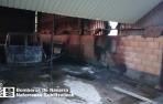Imagen de la furgoneta calcinada en Lodosa