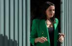 La presidenta de Ciudadanos, Inés Arrimadas, visita el taller del artista fallero Ximo Esteve