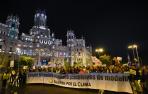 Un grupo de personas perteneciente a CCOO Madrid y Alianza por el Clima se manifiesta por un cambio de modelo energético