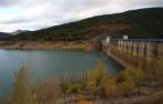 Los embalses de Navarra aumentan esta semana su reserva de agua de forma leve. En la imagen, el embalse de Itoiz el 25 de noviembre