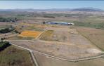 UN POLÍGONO VACÍO DESDE 2011. La nueva planta inaugurará el polígono que Nasuvinsa promovió en Cortes y que se finalizó en 2011