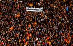 Multitudinaria manfestación en Madrid contra Pedro Sánchez