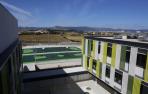 Vista exterior de los patios de Izaga en Cordovilla, la sede femenina del colegio Irabia-Izaga