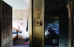 LA DIFERENCIA ENTRE CERRAR O NO CERRAR UNA PUERTA.  Cerrar las puertas, como se aprecia en la imagen, marca la diferencia entre estancias arrasadas y otras intactas