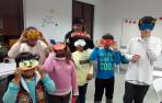 Participantes en la actividad “Laboratorio de creatividad y multijuegos”.