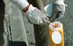 La recogida se realiza con material especializado
