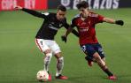 Álex Berenguer y Ez Abde, el pasado miércoles en el partido de Copa de semifinales en El Sadar