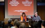La consejera de Relaciones Ciudadanas, Ana Ollo, y el director gerente de Euskarabidea, Mikel Arregi, en la presentación