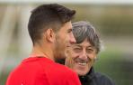 David García y Enrique Martín Monreal, con una sonrisa cómplice en septiembre de 2016