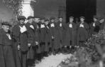 pies-apostoles-1945