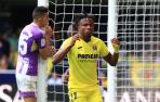 El delantero nigeriano de Villarreal Samu Chukwueze se lamenta tras una ocasión fallada