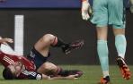 Iker Muñoz, tras recibir un pisotón de Mikel Merino en el área de la Real Sociedad. El árbitro entendió que no había penalti