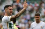 Tete Morente, centrocampista del Elche, celebra su gol